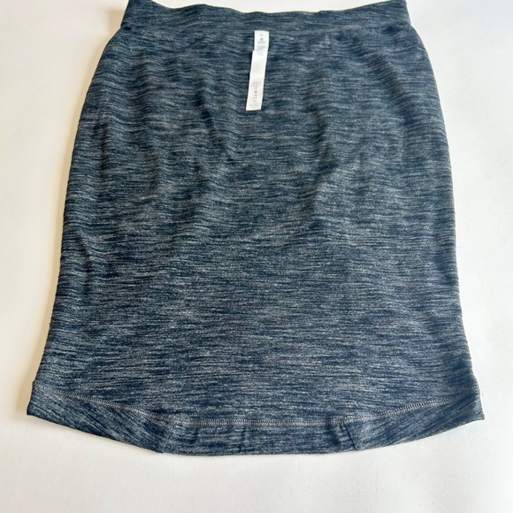 New Lululemon Grey Skirt size 6 - Picture 9 of 10